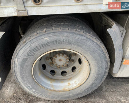 Желтый Вольво FH 13, объемом двигателя 12.78 л и пробегом 410 тыс. км за 14000 $, фото 2 на Automoto.ua