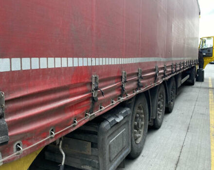 Жовтий Вольво FH 13, об'ємом двигуна 0 л та пробігом 1 тис. км за 15000 $, фото 5 на Automoto.ua