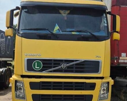 Желтый Вольво FH 13, объемом двигателя 0 л и пробегом 1 тыс. км за 13500 $, фото 1 на Automoto.ua