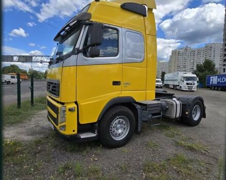 Жовтий Вольво FH 13, об'ємом двигуна 12.78 л та пробігом 1000 тис. км за 20000 $, фото 12 на Automoto.ua