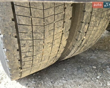 Желтый Вольво FH 13, объемом двигателя 12.9 л и пробегом 963 тыс. км за 38500 $, фото 15 на Automoto.ua