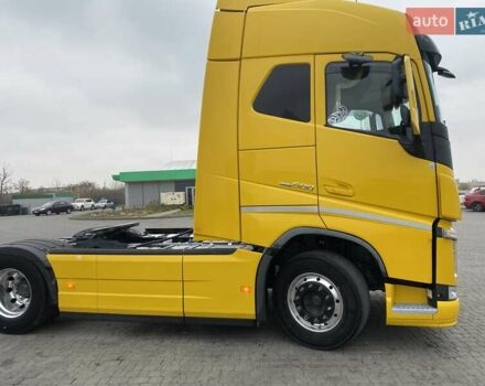 Жовтий Вольво FH 13, об'ємом двигуна 0 л та пробігом 930 тис. км за 41900 $, фото 12 на Automoto.ua