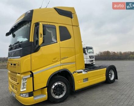 Жовтий Вольво FH 13, об'ємом двигуна 0 л та пробігом 930 тис. км за 41900 $, фото 6 на Automoto.ua