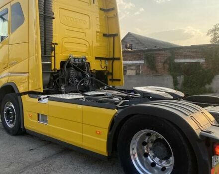 Жовтий Вольво FH 13, об'ємом двигуна 0 л та пробігом 930 тис. км за 41900 $, фото 25 на Automoto.ua