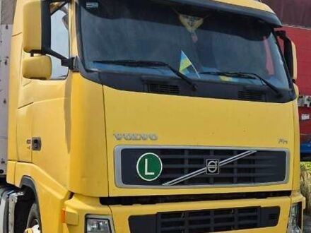 Жовтий Вольво FH 13, об'ємом двигуна 0 л та пробігом 1 тис. км за 13500 $, фото 1 на Automoto.ua