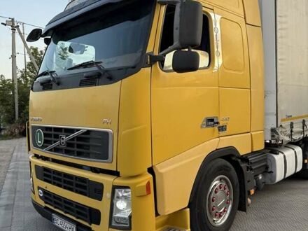 Жовтий Вольво FH 13, об'ємом двигуна 0 л та пробігом 220 тис. км за 15500 $, фото 1 на Automoto.ua