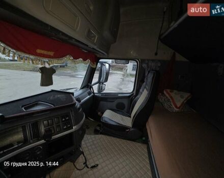 Серый Вольво FH 13, объемом двигателя 0 л и пробегом 300 тыс. км за 28500 $, фото 20 на Automoto.ua