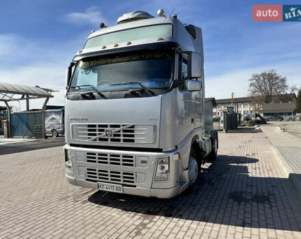 Серый Вольво FH 13, объемом двигателя 12.1 л и пробегом 10 тыс. км за 10900 $, фото 7 на Automoto.ua