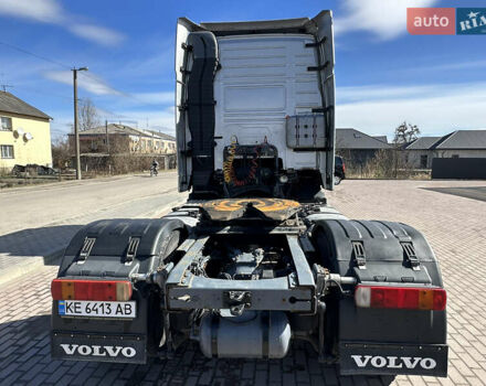 Серый Вольво FH 13, объемом двигателя 12.1 л и пробегом 10 тыс. км за 10900 $, фото 3 на Automoto.ua