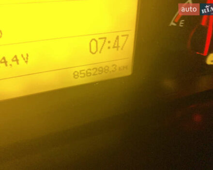 Серый Вольво FH 13, объемом двигателя 12.9 л и пробегом 856 тыс. км за 10500 $, фото 7 на Automoto.ua