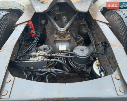 Серый Вольво FH 13, объемом двигателя 12.9 л и пробегом 856 тыс. км за 10500 $, фото 11 на Automoto.ua