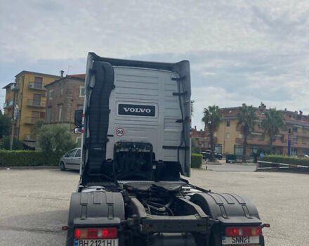 Сірий Вольво FH 13, об'ємом двигуна 0 л та пробігом 1 тис. км за 27000 $, фото 2 на Automoto.ua