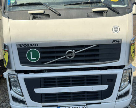 Сірий Вольво FH 13, об'ємом двигуна 12.78 л та пробігом 1000 тис. км за 10000 $, фото 63 на Automoto.ua