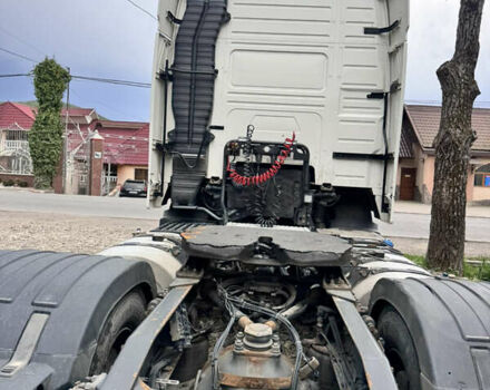 Сірий Вольво FH 13, об'ємом двигуна 12.78 л та пробігом 1000 тис. км за 10000 $, фото 43 на Automoto.ua