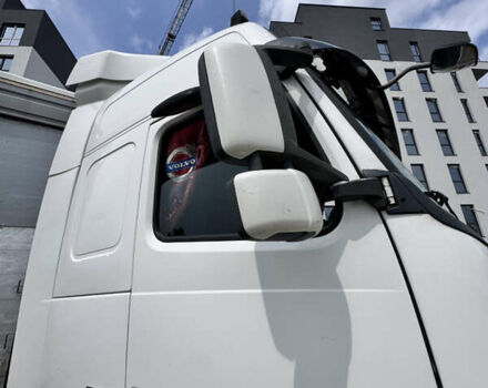 Сірий Вольво FH 13, об'ємом двигуна 12.78 л та пробігом 1000 тис. км за 10000 $, фото 27 на Automoto.ua