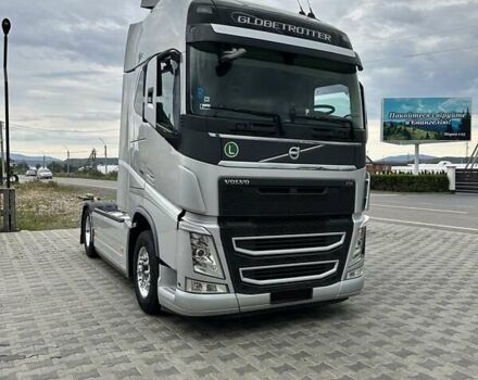 Серый Вольво FH 13, объемом двигателя 12.78 л и пробегом 1 тыс. км за 31382 $, фото 1 на Automoto.ua