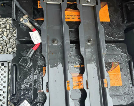 Сірий Вольво FH 13, об'ємом двигуна 12.9 л та пробігом 821 тис. км за 41900 $, фото 72 на Automoto.ua