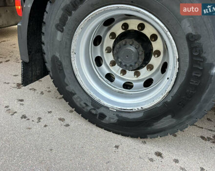 Сірий Вольво FH 13, об'ємом двигуна 12.9 л та пробігом 820 тис. км за 42900 $, фото 9 на Automoto.ua