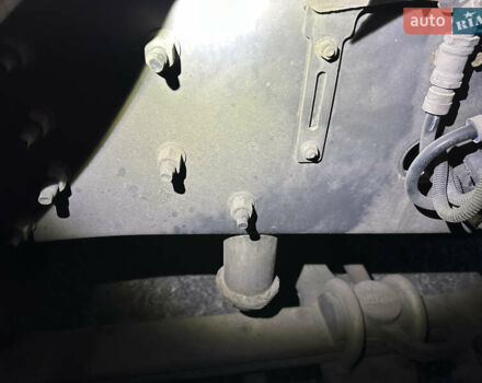 Сірий Вольво FH 13, об'ємом двигуна 12.9 л та пробігом 820 тис. км за 42900 $, фото 30 на Automoto.ua