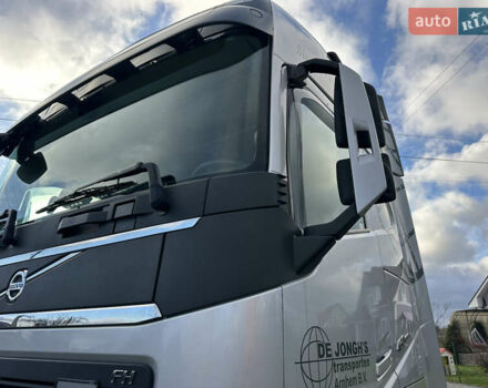 Сірий Вольво FH 13, об'ємом двигуна 12.9 л та пробігом 821 тис. км за 41900 $, фото 11 на Automoto.ua
