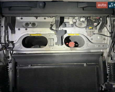 Сірий Вольво FH 13, об'ємом двигуна 12.9 л та пробігом 820 тис. км за 42900 $, фото 24 на Automoto.ua