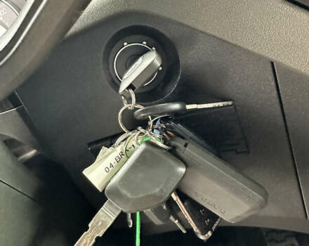 Сірий Вольво FH 13, об'ємом двигуна 12.9 л та пробігом 821 тис. км за 41900 $, фото 61 на Automoto.ua