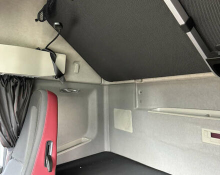 Сірий Вольво FH 13, об'ємом двигуна 12.9 л та пробігом 820 тис. км за 42900 $, фото 48 на Automoto.ua