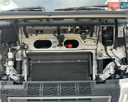 Сірий Вольво FH 13, об'ємом двигуна 12.9 л та пробігом 821 тис. км за 41900 $, фото 13 на Automoto.ua