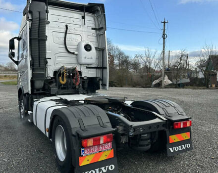 Сірий Вольво FH 13, об'ємом двигуна 12.9 л та пробігом 821 тис. км за 41900 $, фото 7 на Automoto.ua