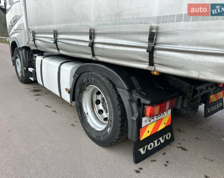 Сірий Вольво FH 13, об'ємом двигуна 12.9 л та пробігом 820 тис. км за 42900 $, фото 22 на Automoto.ua
