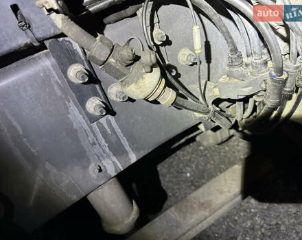 Сірий Вольво FH 13, об'ємом двигуна 12.9 л та пробігом 820 тис. км за 42900 $, фото 32 на Automoto.ua