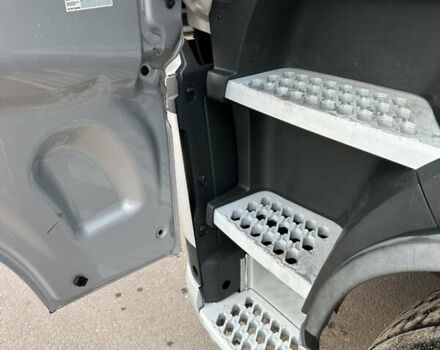 Сірий Вольво FH 13, об'ємом двигуна 12.9 л та пробігом 820 тис. км за 42900 $, фото 55 на Automoto.ua