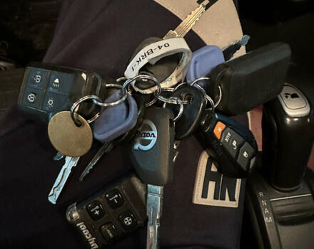 Сірий Вольво FH 13, об'ємом двигуна 12.9 л та пробігом 820 тис. км за 42900 $, фото 64 на Automoto.ua