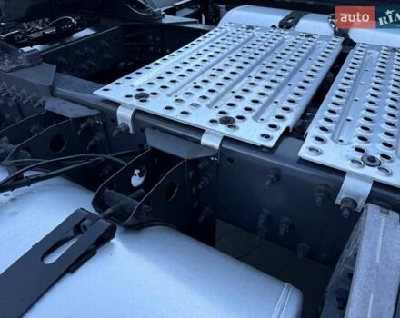 Серый Вольво FH 13, объемом двигателя 0 л и пробегом 780 тыс. км за 48999 $, фото 110 на Automoto.ua