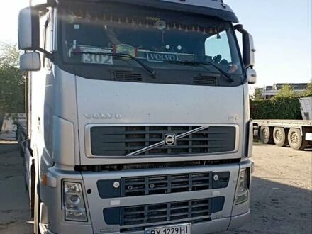 Вольво FH 13 2007 в Хмельницком на Automoto.ua Серый Вольво FH 13, объемом двигателя 12.8 л и пробегом 4 тыс. км за 13550 $, фото 1 на Automoto.ua