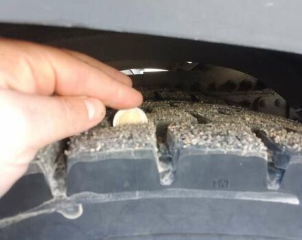 Синий Вольво FH 13, объемом двигателя 12.78 л и пробегом 1 тыс. км за 21000 $, фото 8 на Automoto.ua