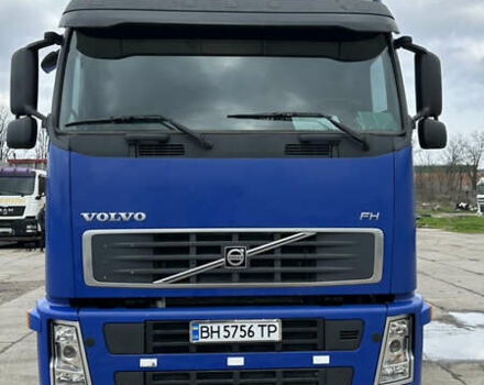 Синий Вольво FH 13, объемом двигателя 12.78 л и пробегом 160 тыс. км за 10400 $, фото 1 на Automoto.ua