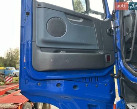 Вольво FH 13 2008 в Ковель на Automoto.ua Синий Вольво FH 13, объемом двигателя 12.8 л и пробегом 852 тыс. км за 30000 $, фото 2 на Automoto.ua