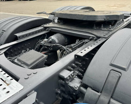 Синий Вольво FH 13, объемом двигателя 12.9 л и пробегом 1000 тыс. км за 22800 $, фото 16 на Automoto.ua