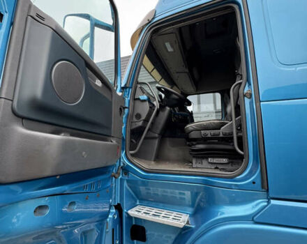 Синий Вольво FH 13, объемом двигателя 12.9 л и пробегом 1000 тыс. км за 22800 $, фото 29 на Automoto.ua