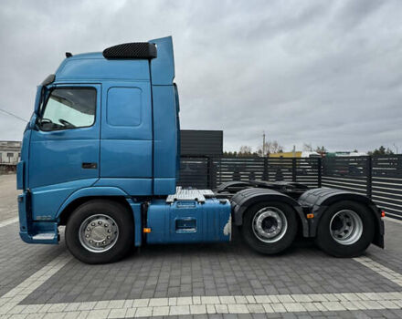 Синий Вольво FH 13, объемом двигателя 12.9 л и пробегом 1000 тыс. км за 22800 $, фото 3 на Automoto.ua