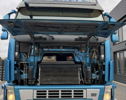 Синий Вольво FH 13, объемом двигателя 12.9 л и пробегом 1000 тыс. км за 22800 $, фото 8 на Automoto.ua