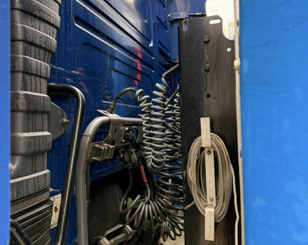 Синий Вольво FH 13, объемом двигателя 12.9 л и пробегом 1 тыс. км за 16500 $, фото 2 на Automoto.ua