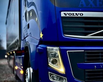 Синий Вольво FH 13, объемом двигателя 12.9 л и пробегом 1 тыс. км за 40000 $, фото 5 на Automoto.ua