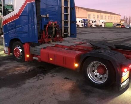 Синий Вольво FH 13, объемом двигателя 13 л и пробегом 950 тыс. км за 31700 $, фото 1 на Automoto.ua