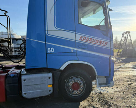 Синий Вольво FH 13, объемом двигателя 12.78 л и пробегом 1 тыс. км за 31000 $, фото 17 на Automoto.ua