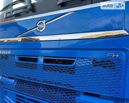 Синій Вольво FH 13, об'ємом двигуна 0 л та пробігом 800 тис. км за 45999 $, фото 15 на Automoto.ua