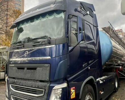 Синий Вольво FH 13, объемом двигателя 12.78 л и пробегом 952 тыс. км за 34000 $, фото 6 на Automoto.ua