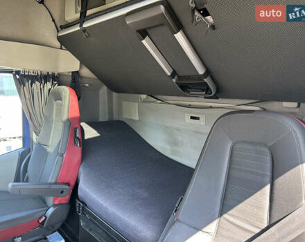 Синий Вольво FH 13, объемом двигателя 12.78 л и пробегом 770 тыс. км за 42000 $, фото 5 на Automoto.ua