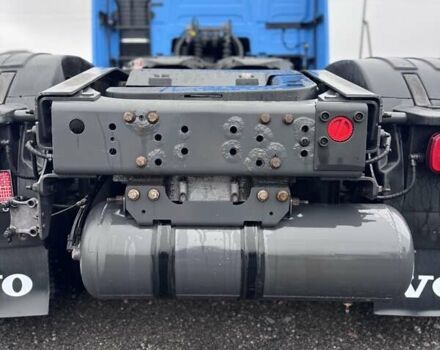 Синий Вольво FH 13, объемом двигателя 0 л и пробегом 918 тыс. км за 43072 $, фото 9 на Automoto.ua